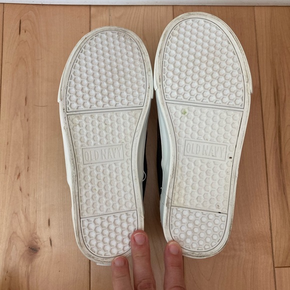 Old Navy Sparkly Slip On Sneakers - Picture 7 of 8